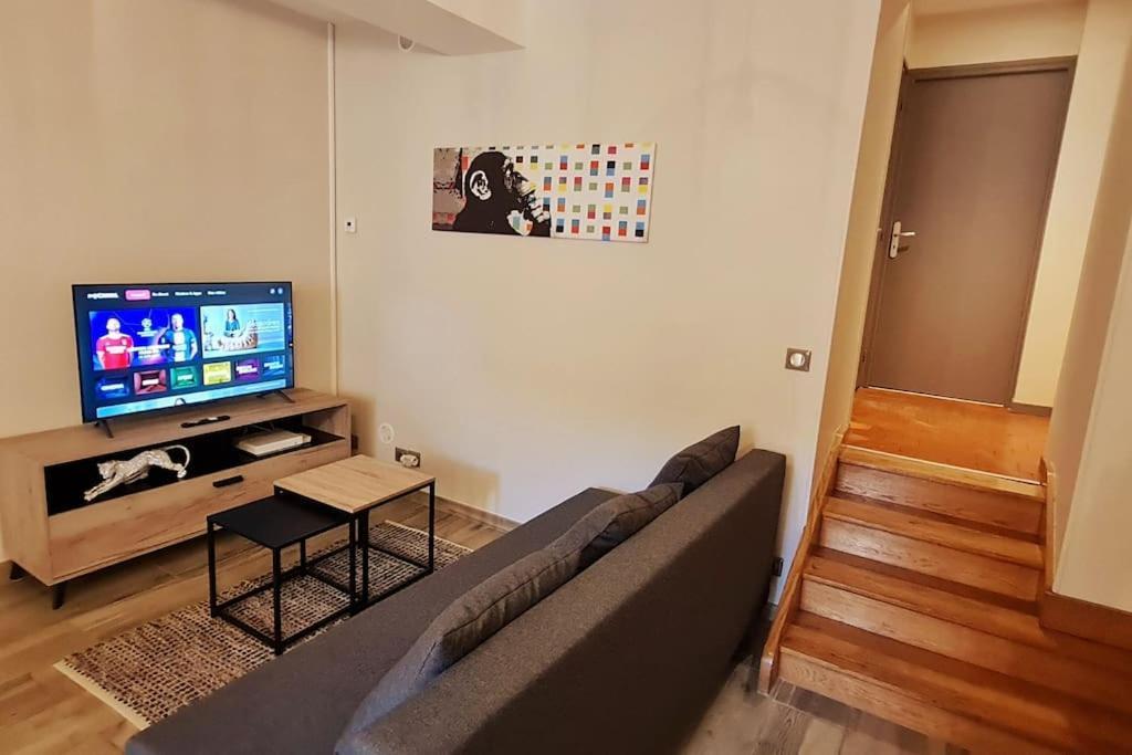 Le 56 Faubourg - Proche Centre - Parking Gratuit Appartement